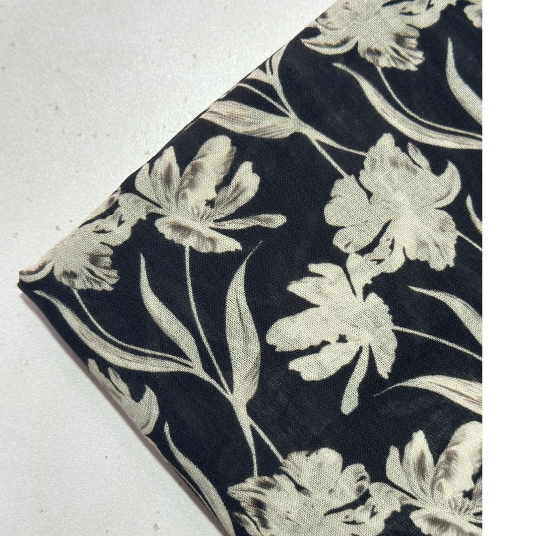 Large White Floral Print Lawn cotton Fabric 2pc